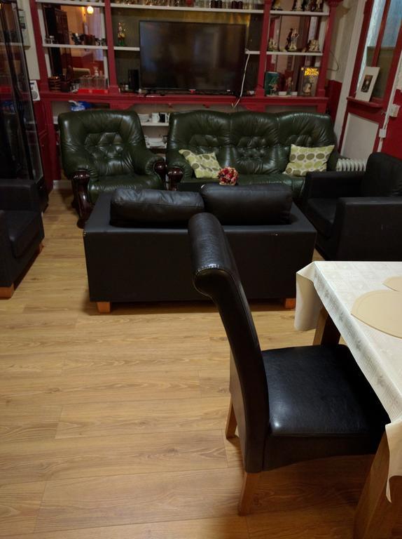 Tredegar Arms Budget Guesthouse For Walkers/Cyclists/Contractors/Traveler Merthyr Tydfil Extérieur photo