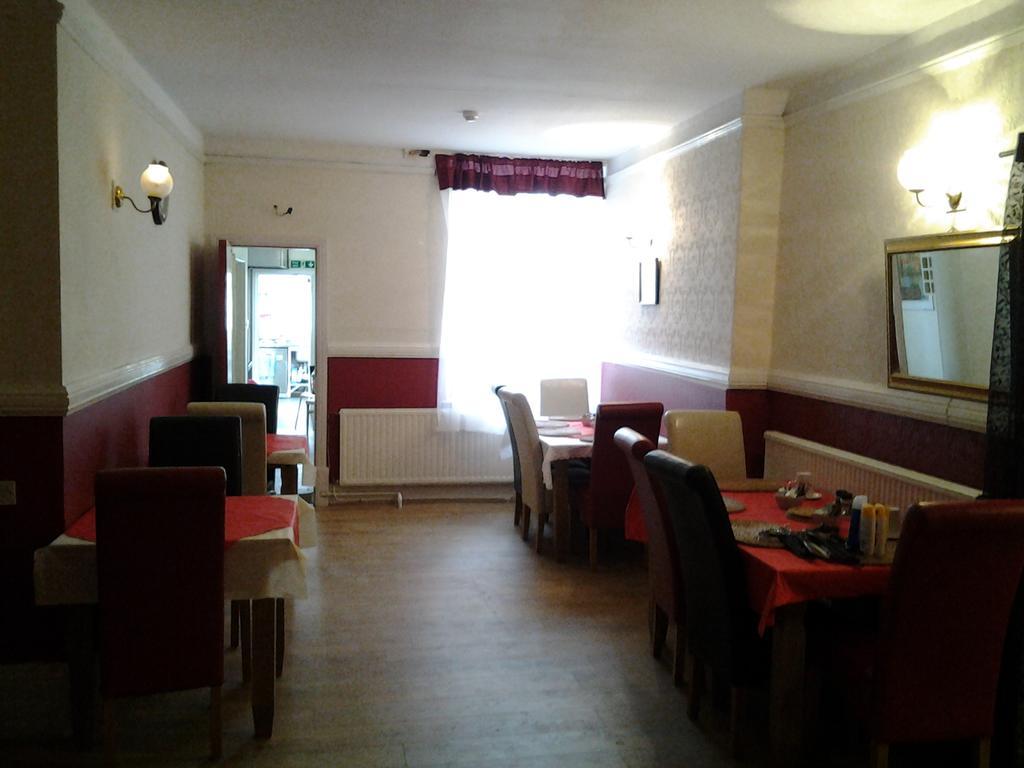 Tredegar Arms Budget Guesthouse For Walkers/Cyclists/Contractors/Traveler Merthyr Tydfil Extérieur photo