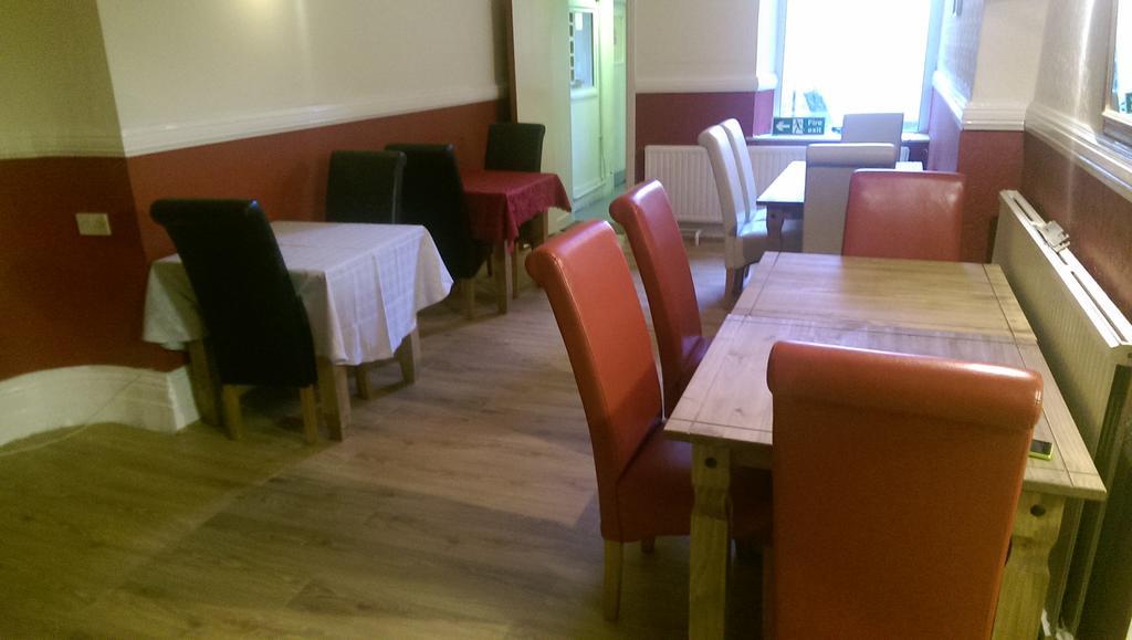 Tredegar Arms Budget Guesthouse For Walkers/Cyclists/Contractors/Traveler Merthyr Tydfil Extérieur photo