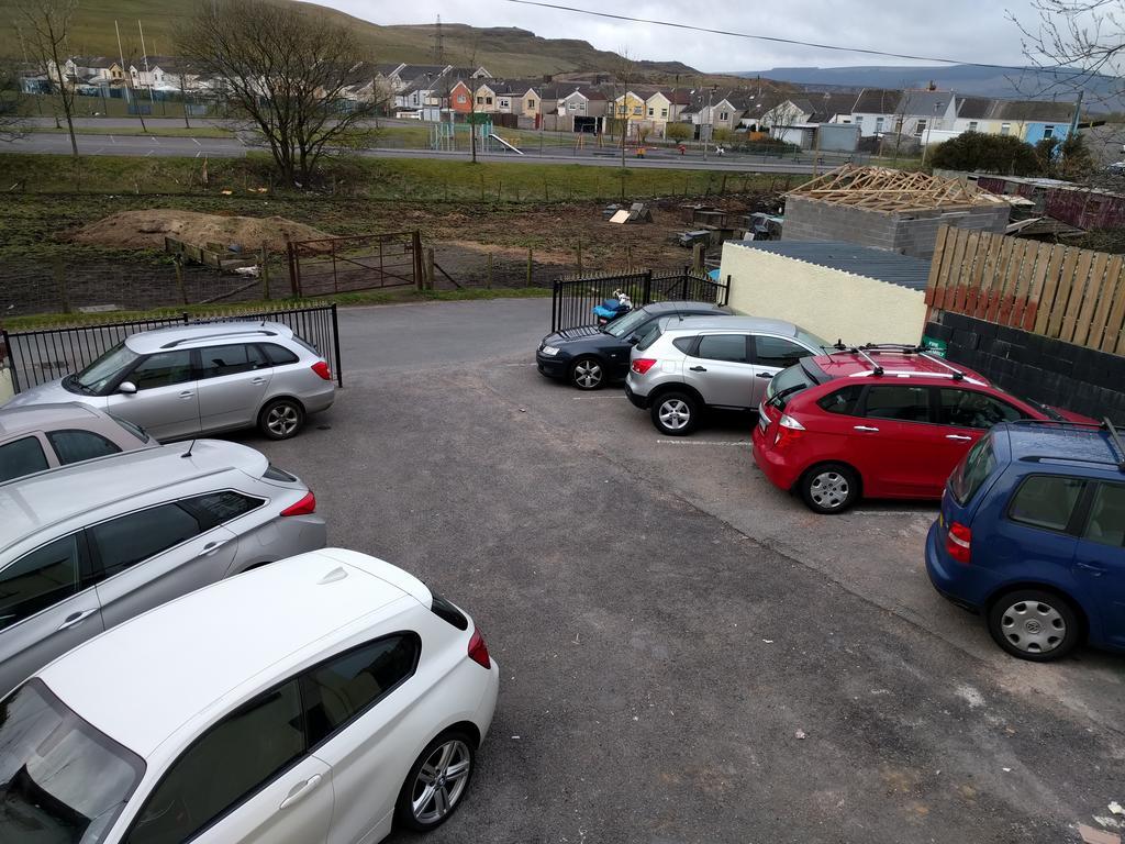 Tredegar Arms Budget Guesthouse For Walkers/Cyclists/Contractors/Traveler Merthyr Tydfil Extérieur photo