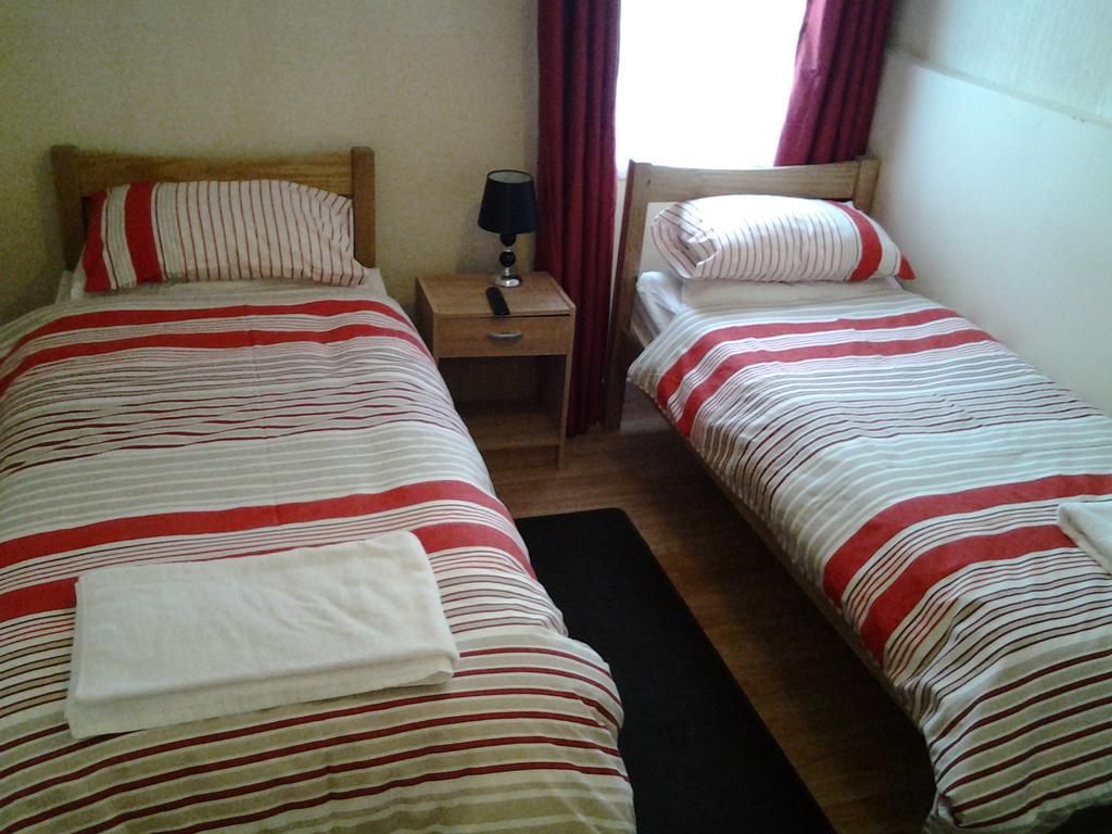Tredegar Arms Budget Guesthouse For Walkers/Cyclists/Contractors/Traveler Merthyr Tydfil Extérieur photo